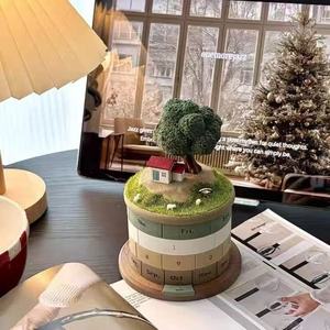 Ensemble de bijoux créatifs en plastique à thème de dessin animé (porte-clés, boucles d'oreilles, bague) et boîte de rangement pour musique, ornements de Noël charmants pour la décoration intérieure - Product Image 5
