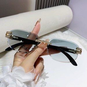 Lunettes de soleil rectangulaires sans monture UV400, mode femme, protection solaire adulte - Product Image 3