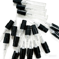 Vente en gros de flacons testeurs de parfum miniatures en verre durables de 1 ml, 2 ml, 3 ml, 5 ml, 10 ml avec marquage à chaud et diffuseur à bâtonnets