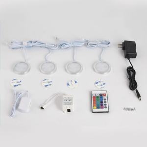 Kit de Iluminación LED RGB para Debajo del Gabinete, Paquete de 4 Luces LED de Colores Cambiantes con Control Remoto Inalámbrico RF para Cocina - Product Image 2