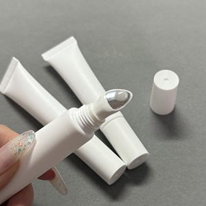 Voluminizador de Labios <span class=keywords><strong>Lip</strong></span> Glow <span class=keywords><strong>Volume</strong></span> Extreme Strong, 15 ml, Tubo Blanco Personalizado de Alta Calidad, Voluminizador de Labios con Etiqueta Privada - Product Image 6