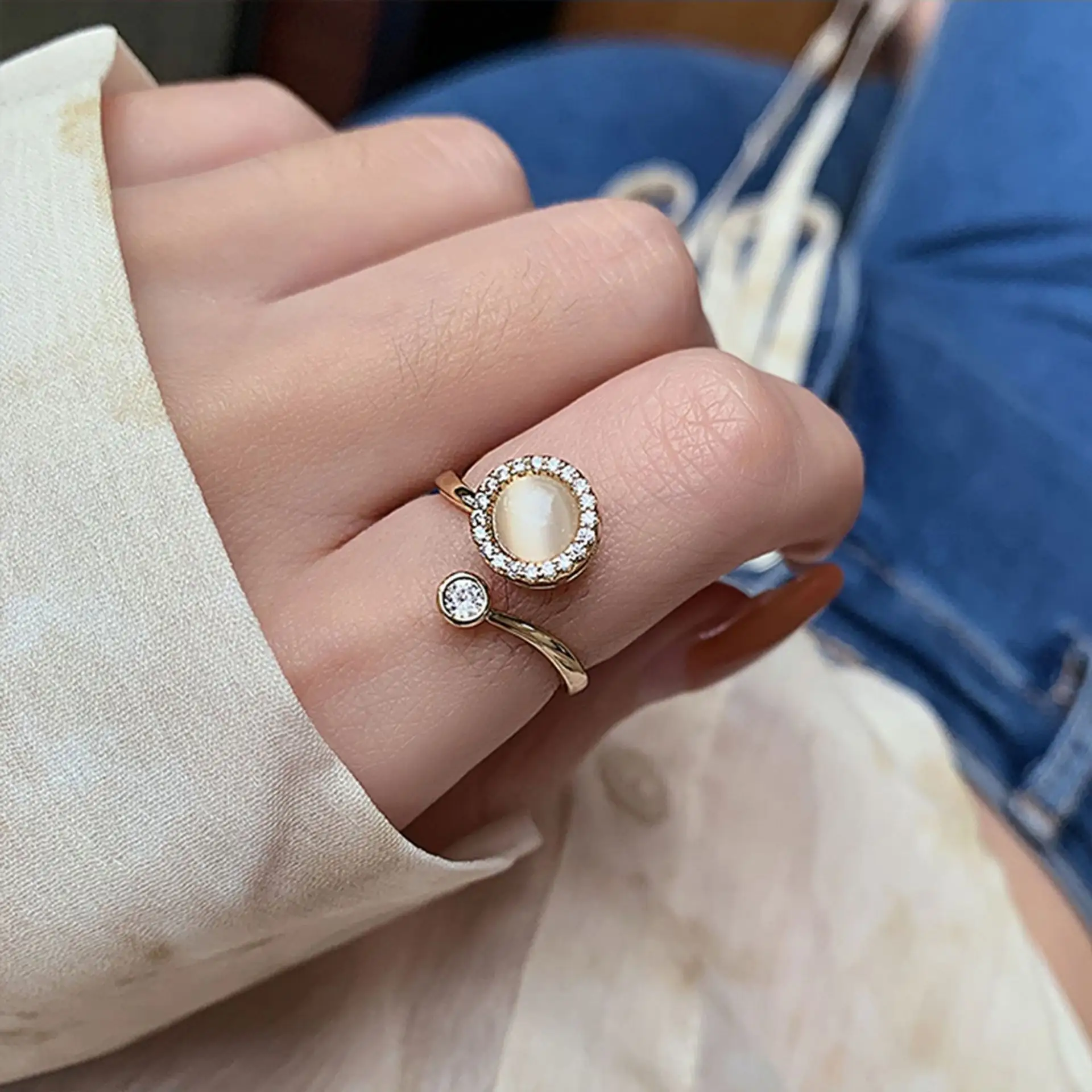 Creatieve Vrouwen Meisjes Draaibare Ringen Opaal Rond Angst Reliëf Ring Anti Stress Verstelbare Spinner Fidget Ringen Charme Sieraden