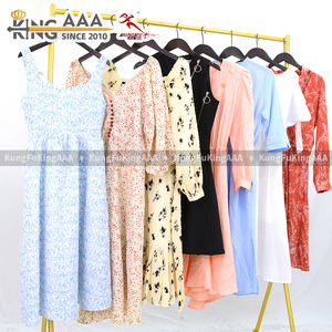ชุดเดรสผ้าฝ้าย<span class=keywords><strong>มือ</strong></span><span class=keywords><strong>สอง</strong></span>สไตล์คลาสสิกสำหรับผู้หญิง คอกลม ใส่สบาย แบรนด์ KungFu KingAAA ขายส่ง เสื้อผ้าฤดูร้อนสำหรับผู้ใหญ่ - Product Image 3