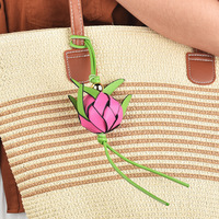 Luxe handgemaakte leren drakenfruit tasbedel met geweven roze bloemknop sleutelhanger hanger voor handtassen rugzakken accessoires