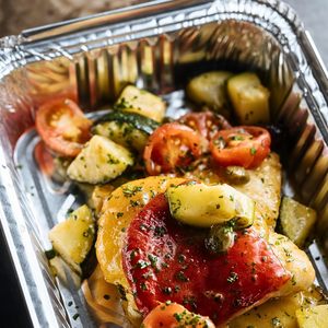 Sartén de aluminio oblonga desechable con tapa Cocina de comida rápida Platos de aluminio Fiambrera Contenedores de papel de aluminio - Product Image 3