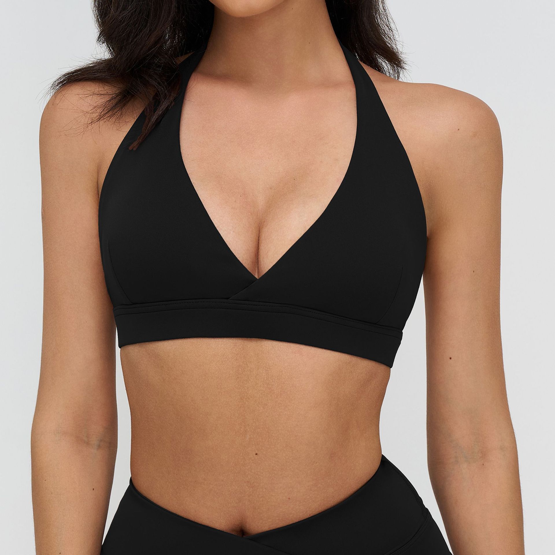 Custom Design Women Yoga Bra Cross V-Neck Fashion Sports Bra Fitness Running Gym Underwear