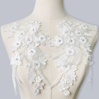 Patchs brodés solubles dans l'eau en dentelle 3D de fleurs perlées à la main Robe de mariée Costume de performance Chapeaux et accessoires de robe