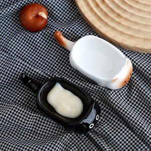 Petits bols à tremper en forme de <span class=keywords><strong>chat</strong></span> <span class=keywords><strong>pour</strong></span> sushi soja, plat à <span class=keywords><strong>sauce</strong></span> en céramique <span class=keywords><strong>pour</strong></span> la <span class=keywords><strong>sauce</strong></span> à tremper - Product Image 4