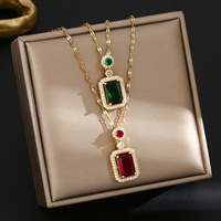 Collier en titane avec flacon de parfum carré en émeraude et rubis de style vintage, bambou, sportif, unisexe, tendance, style Hong Kong, TikTok