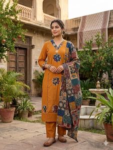Ensemble Salwar Kameez en coton pour femmes, style moderne, jaune, brodé, patchwork, traditionnel indien pakistanais, tenue décontractée, longueur cheville - Product Image 3