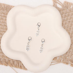 Breloques pour chaussures en métal, pendentifs Cœur, Fer à cheval, Étoile pour bottes et chaussures en toile, accessoire de mode féminin Automne 2024 - Product Image 2