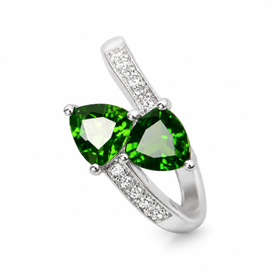 Bague Triangle Élégante et Luxueuse pour Femme, Bijou d'Index Tendance - Product Image 1