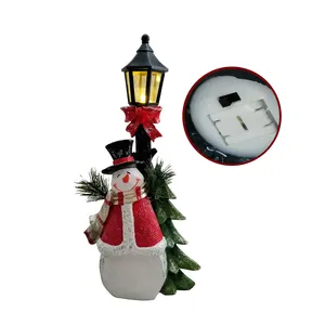 Handgemaakte Led Lichten Hars Kerstmissneeuwman Lamp Post Kerstverlichting Voor Decor