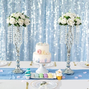 L'Ultimo Trendy Supporto Floreale in Cristallo per Matrimoni, Utilizzato per Decorare lo Sfondo di Cerimonie Nuziali e il Piano dei Tavoli per Feste. - Product Image 2