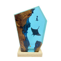 Ornamen resin kayu solid, ikan kelelawar, ikan setan, suasana laut, lampu malam, hadiah kreatif Natal lintas batas