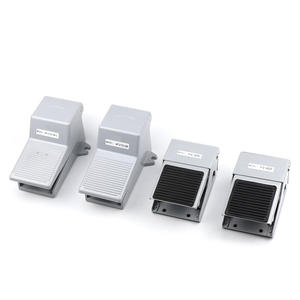 Vanne à pédale pneumatique en plastique 4F210-08 Neuve et d'occasion FV420 Vanne de réversal d'échange d'air pour cylindre 320 Commutateur à pédale - Product Image 1