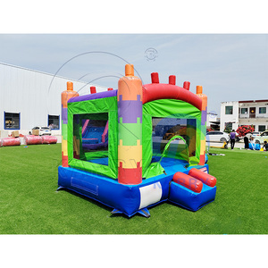 Château gonflable commercial arc-en-ciel en gros pour parcs d'attractions, locations de fêtes et entreprises de divertissement - Product Image 2