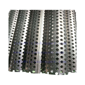 Tubo di <span class=keywords><strong>titanio</strong></span> <span class=keywords><strong>senza</strong></span> <span class=keywords><strong>saldatura</strong></span> con fori perforati per applicazioni industriali e mediche - Product Image 2