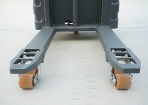 רעש נמוך חדש 1.5 מערם ליתיום-יון חשמלי טונות 3 מ 'מעלית גובה מסעדה קמעונאית מרכזי לוגיסטיקה מקורה מרכזי לוגיסטיקה בתוך שנה אחריות - Product Image 6