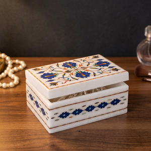 Figurine d'amour en marbre blanc poli, faite à la main, écologique, avec incrustation florale en pierre de lapis-lazuli, artisanat décoratif pour la maison - Product Image 3