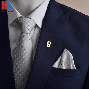 20 Năm Nhà Máy Tùy Chỉnh Kim Loại Ve Áo Pin Tùy Chỉnh Số Trâm Vàng Ve Áo Pin Cho Nam Giới Số Huy Hiệu Món Quà Sinh Nhật Cho Anh Ấy - Product Image 5