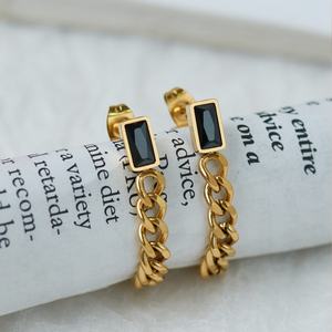 Boucles d'oreilles tendance en acier inoxydable plaqué or PVD avec zircon noir, design mode 2024, haute qualité, vente en gros - Product Image 2