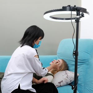 Écran tactile télécommandé flux en direct vidéo <span class=keywords><strong>lampe</strong></span> de remplissage beauté Selfie 18 pouces <span class=keywords><strong>LED</strong></span> anneau lumineux <span class=keywords><strong>avec</strong></span> trépied support téléphone <span class=keywords><strong>pince</strong></span> - Product Image 1
