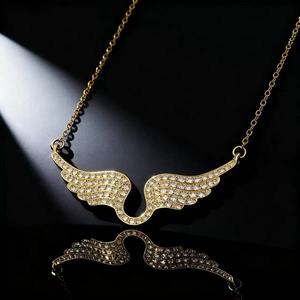 Collier pendentif aile d'ange en zircon plaqué or 14 carats, acier inoxydable, bijoux romantiques à la mode, cadeau pour femmes, à porter au quotidien - Product Image 2