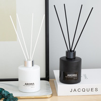Diffuseur à bâtonnets en fibre de verre de luxe pour huiles essentielles, populaire pour hôtels, maisons et bureaux, avec parfum personnalisé