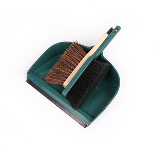 Household Cleaning Soft Plastic Dustpan Wooden Broom Handle Stick Plastic Cleaning Brooms Set