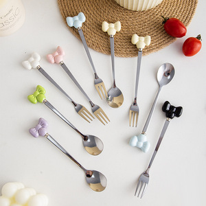 Cucchiaini e Forchette in Acciaio Inox con Fiocco Creativo, Lunghi Cucchiaini in Ceramica Ecologici per Dessert e Caffè, Produttori all'Ingrosso - Product Image 1