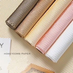 JOYWOOD Papel de Envoltura de Panal Resistente al Agua para Ramos, Diseño Innovador, Duradero, Revestimiento Floral Kapok - Product Image 1