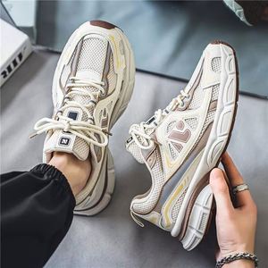 Chaussures de sport pour hommes, plateforme en maille respirante, semelle souple, imperméables, antidérapantes, résistantes à l'usure, légères et polyvalentes, chaussures de course - Product Image 4