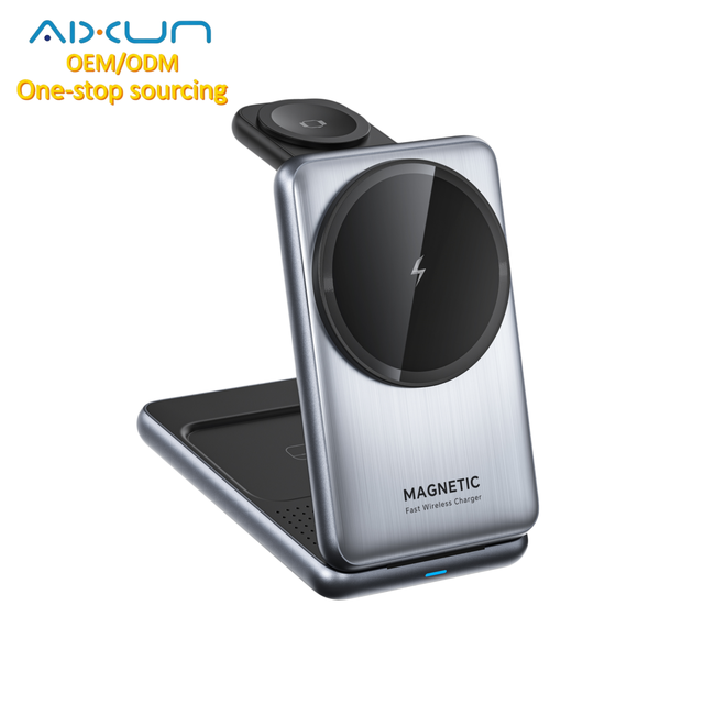 Custom Logo 3 in 1 Wireless Charging Station Magnetic Charger Dock for Business Gifts