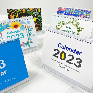 Calendario de escritorio 2026 de alta calidad, colorido y moderno, regalo promocional especial para oficina, profesores, empresarios y tiendas. - Product Image 2