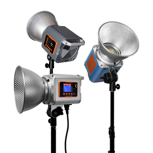 Yidoblo Medik Luce LED di Riempimento 200W 20000lm Luce Calda e Fredda Garanzia di Qualità Adatta per Fotografia Interna ed Esterna - Product Image 1