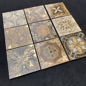 Carrelage décoratif plaqué or de style européen rétro, carrelage en céramique floral vieilli pour accent mural intérieur - Product Image 3