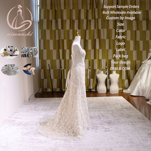 Robe <span class=keywords><strong>de</strong></span> mariée classique coupe sirène trompette, décolleté cœur, entièrement ornée d'appliques en dentelle, couleur champagne nude, avec traîne chapelle, sur mesure - Product Image 3