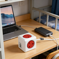 Enchufe de Pared para Reino Unido con 1 Puerto C PD20W y 3 Puertos USB A con Protección Contra Sobretensiones