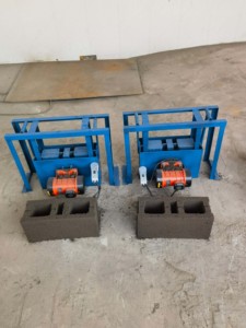 Venta caliente nueva máquina eléctrica portátil para hacer bloques de cemento moldes máquina para hacer bloques de hormigón - Product Image 4