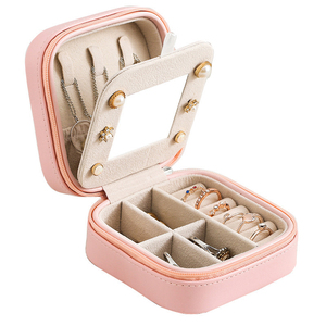 Wholesale Custom Logo Pink portable jewelry Box Pu Leather Jewelry Boxes Ring Necklace Bracelet jewelry packaging box set