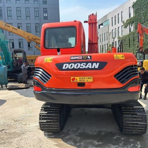 Excavadora Usada Original Doosan DX80, 95% Nueva, a Bajo Precio, en Venta, Excavadora de Orugas Doosan de 8 Toneladas, Modelo DX 70, Original de Corea - Product Image 2