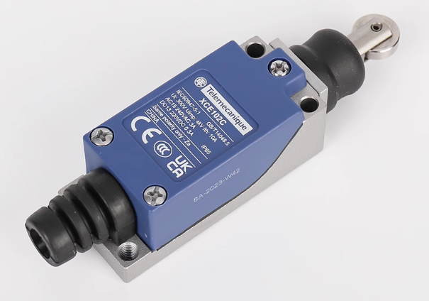Rouleau en acier XCE102C à action directe, nouveau modèle