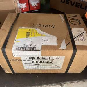 Develon Doosan Daewoo Bob Cat本物のポンプ、VersaHandler用、6909807、テレハンドラー用: T2566、V518、VR518 - Product Image 6