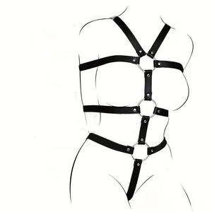 Harnais de bondage en cuir sexy noir pour femmes, combinaison dos nu BDSM avec anneaux métalliques pour jeux intimes - Product Image 1