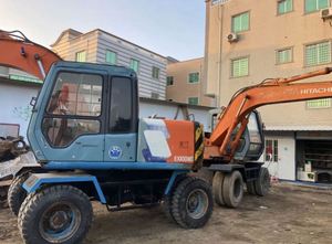 Excavadora HITACHI EX100WD-3 EX100WD EX100 de 10 Toneladas, Modelo 2023, Motor de 57 kW, Pocas Horas de Uso, Disponible en Stock, Fabricada en Japón, Segunda Mano - Product Image 2