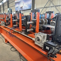 Petit pain automatique réglable de Purlins de section de profil en C en métal formant la machine pour l'usage de plancher avec l'engrenage et le moteur de roulement