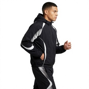Conjunto deportivo con capucha para hombre, color negro con bloques de color, chaqueta ligera con cremallera a prueba de viento y pantalones - Product Image 5
