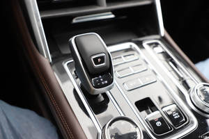 FOTON Mars V7 Modelo 2025, Entrada sin Llave, Encendido por Botón, Aire Acondicionado de Doble Zona, Asientos de Cuero, Ajuste Eléctrico de 12 Posiciones, Calefacción y Ventilación - Product Image 4