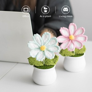 Ornements de décoration pour la maison et la voiture, faits main au crochet, populaires, en fil de laine, fleurs artificielles tricotées, type Gesang. - Product Image 3